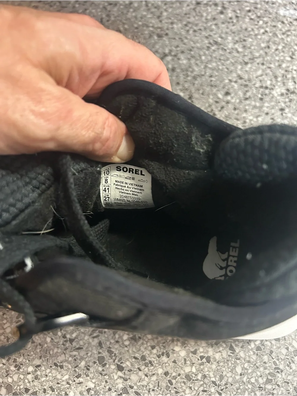 Women’s Black Athletic Mid-Top Sneakers - Lightweight Comfort